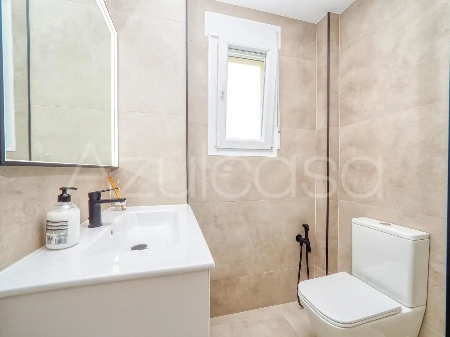 Bathroom of Detached homes for sale in El Campello  with Air Conditioner, Terrace and Alarm