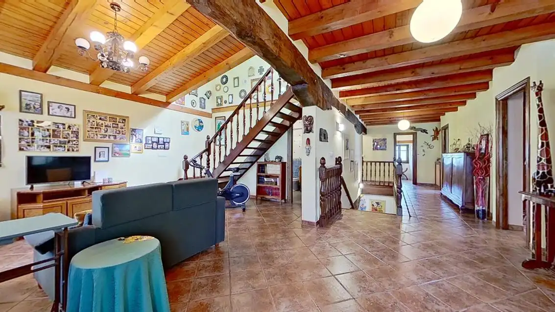 Houses for sale in Arakil  with Private garden, Terrace and Furnished
