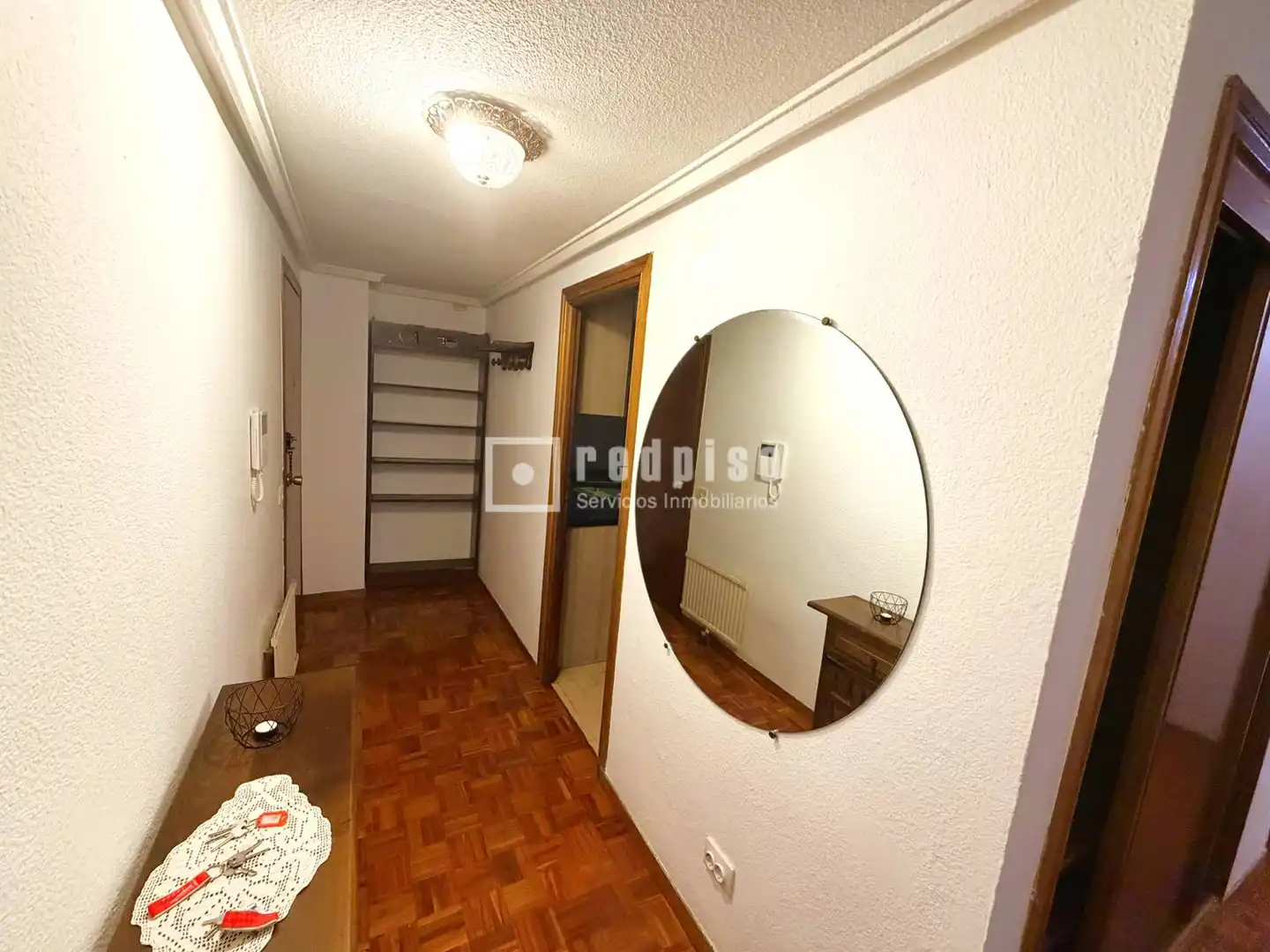 Habitación de Piso en venta en Madrid con Calefacción y Jardín privado