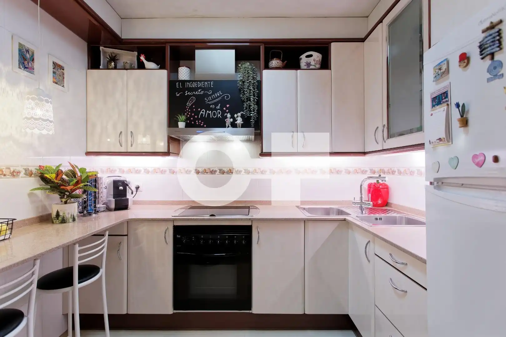Kitchen of Detached homes for sale in Sant Adrià de Besòs  with Air Conditioner, Terrace and Storage room