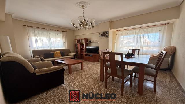 Piso en Venta en Carrer del Riu Túria en Ensanche - Río Júcar