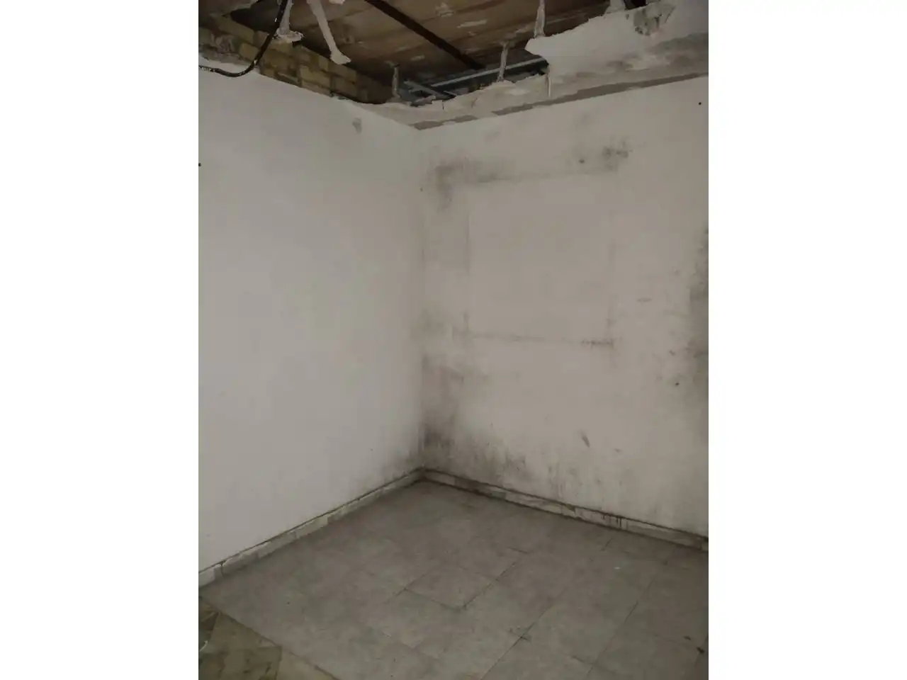 Casa adosada en venta en Cantillana