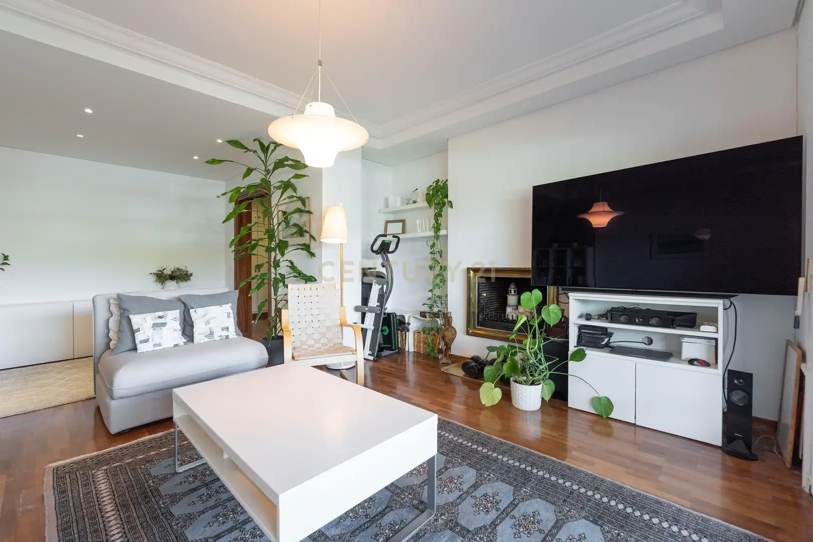 Living room of Apartments for rent in Pozuelo de Alarcón  with Oven, Washing machine and Microwave
