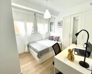 Dormitori de Apartament per a compartir en Móstoles amb Aire condicionat