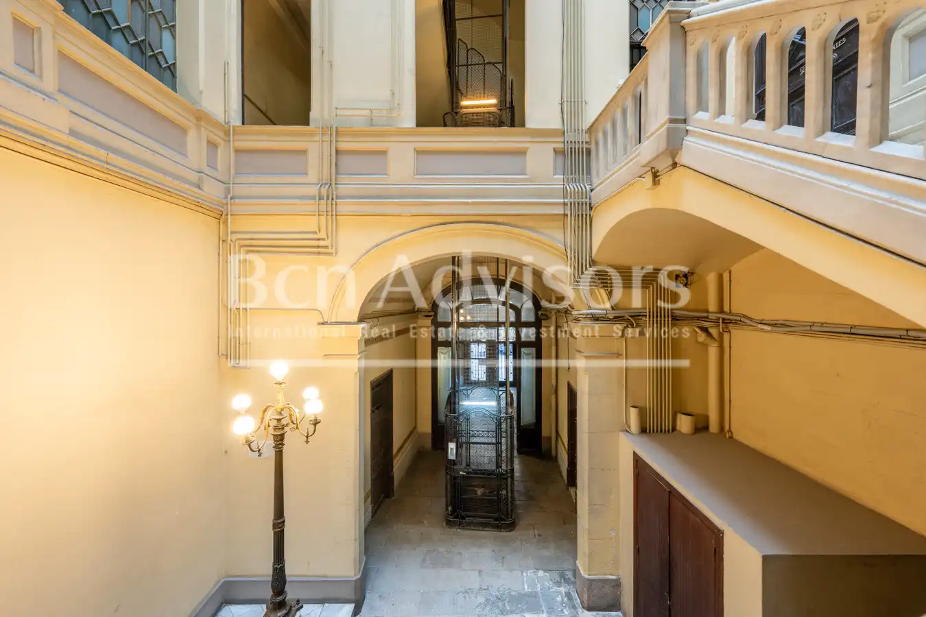 Appartamento con balcone in vendita a Carrer de Méndez Núñez, imagen 28