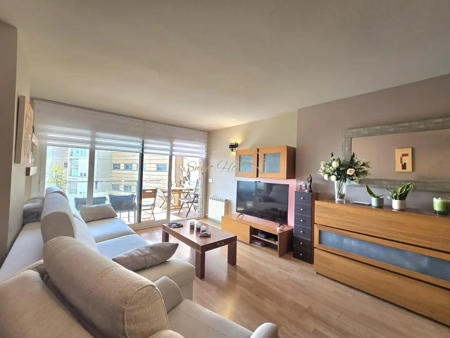 Wohnzimmer von Wohnung zum Verkauf in Montgat mit Klimaanlage, Heizung und Parkett