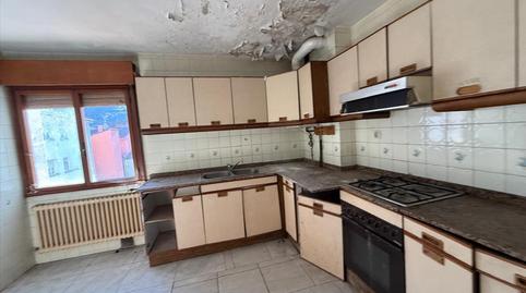 Foto 3 de Piso en venta en Av Francisco Cabrera, Aller, Asturias