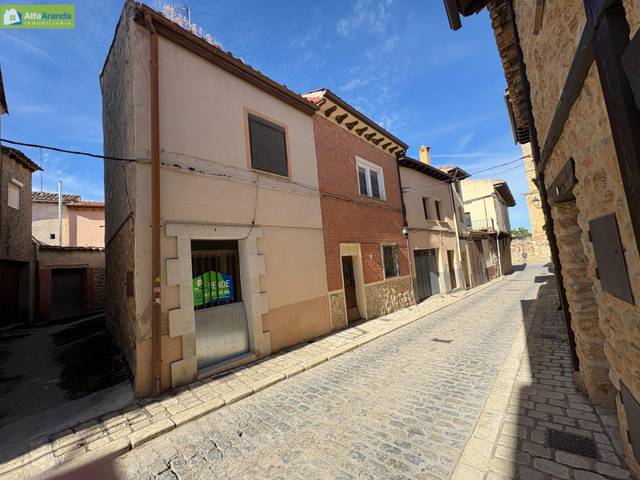 Finca rústica en Venta en  LAS LLANAS, 6 en Gumiel de Izán