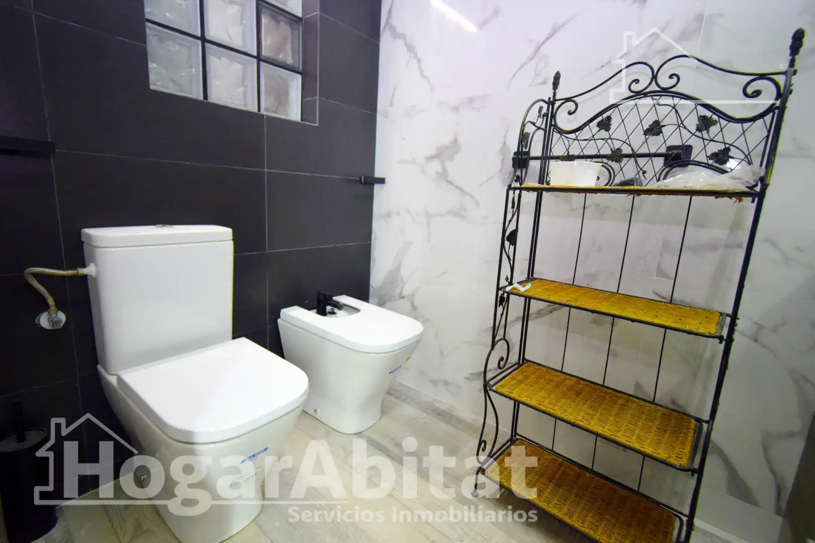 Baño de Casa o chalet en venta en Sagunto / Sagunt con Aire acondicionado, Calefacción y Terraza