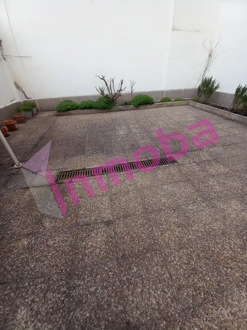 Casa adosada en venta en Calle Corralón de los Caídos, Santa Catalina - Ferial