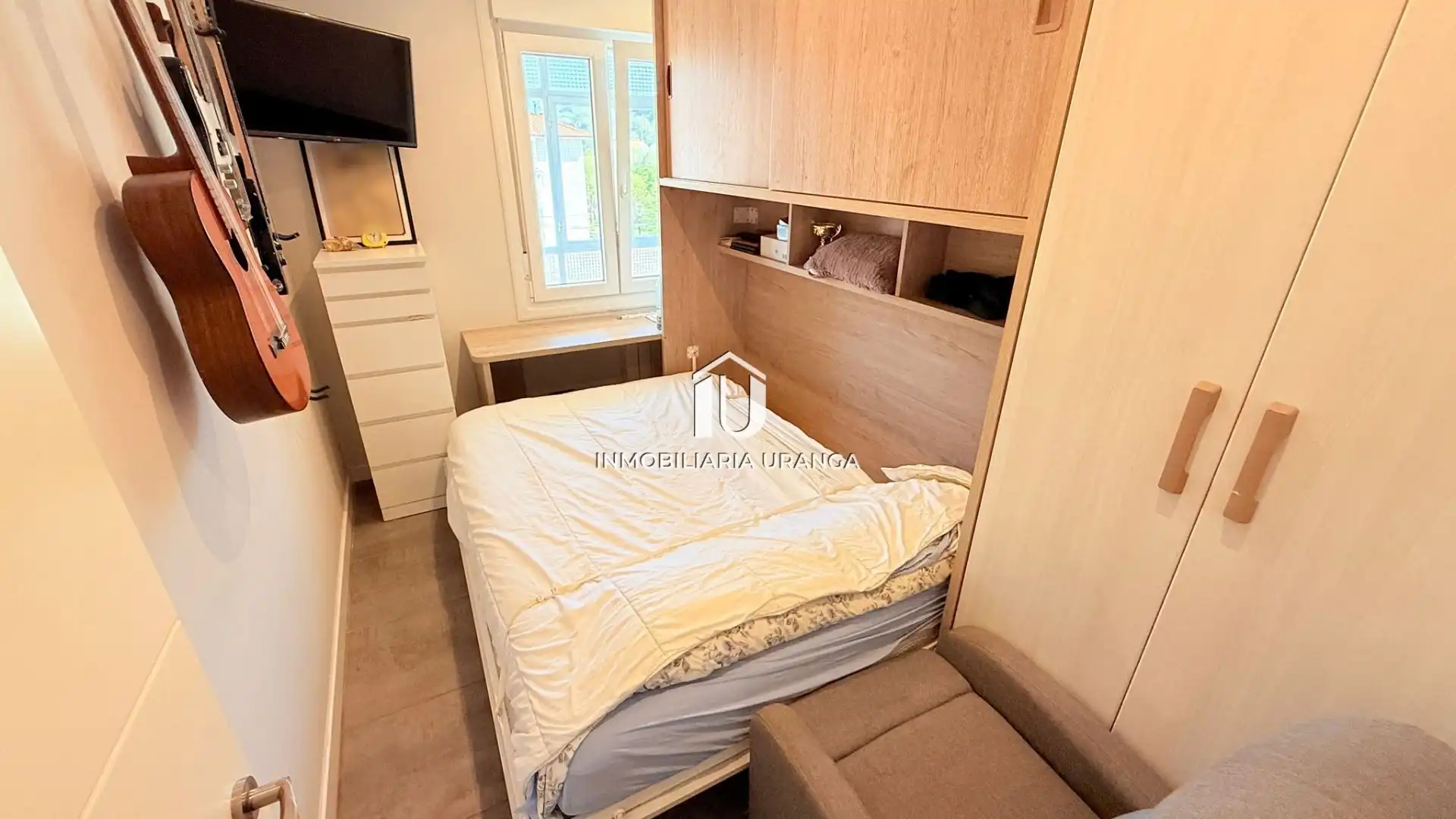 Habitación de Piso en venta en Laredo con Calefacción y Terraza