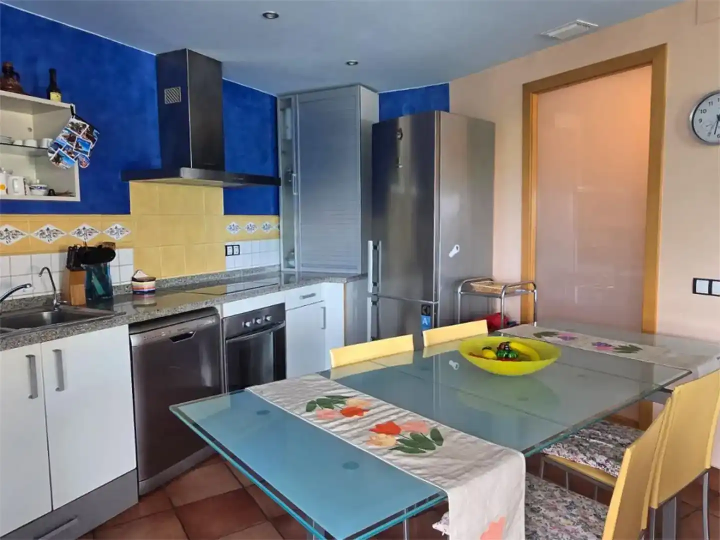 Küche von Wohnung zum Verkauf in Alcanar mit Klimaanlage, Schwimmbad und Balkon