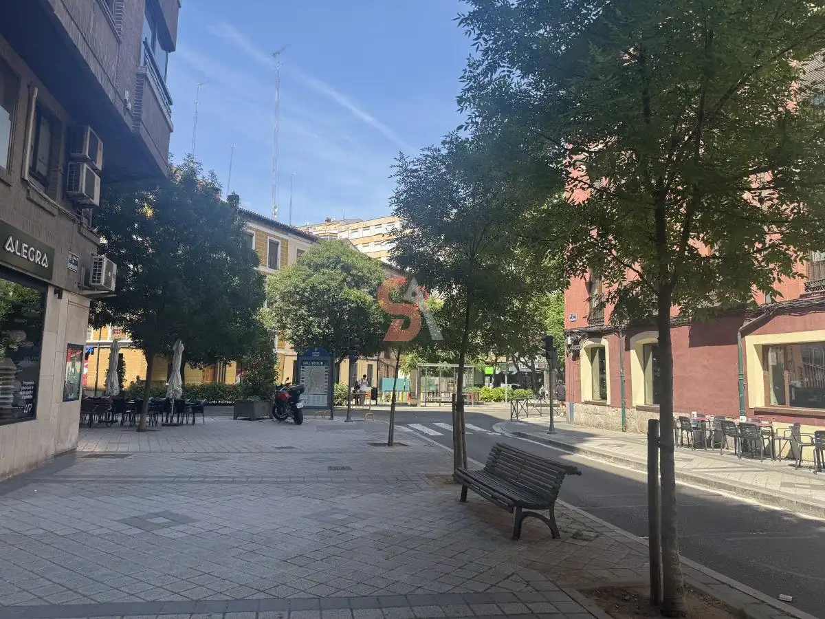 Vista exterior de Pis en venda en Valladolid amb Aire condicionat, Calefacció i Terrassa