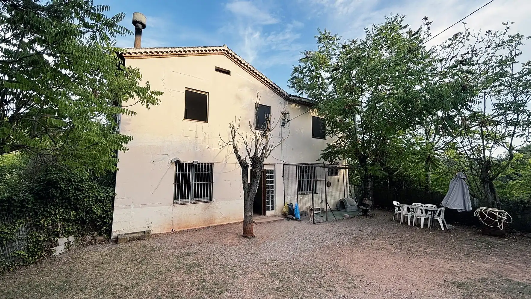 Exterior view of Country homes for sale in Vacarisses  with Heating, Private garden and Oven