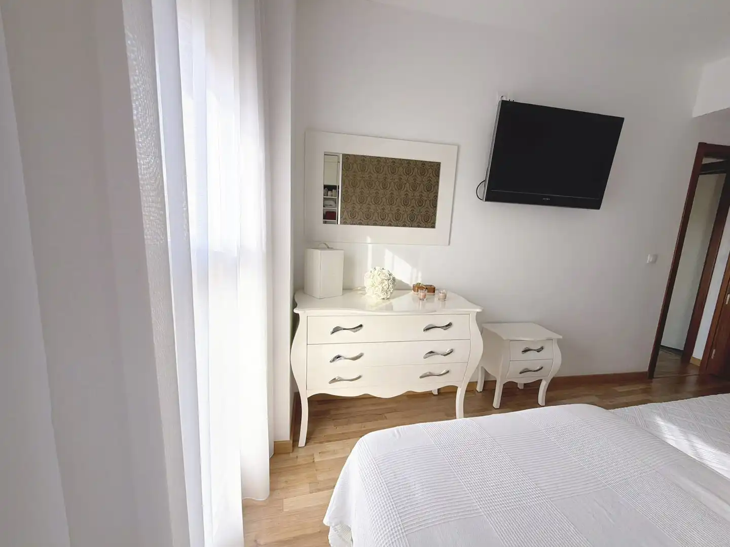 Piso con ascensor en venta en Entrenúcleos, imagen 27