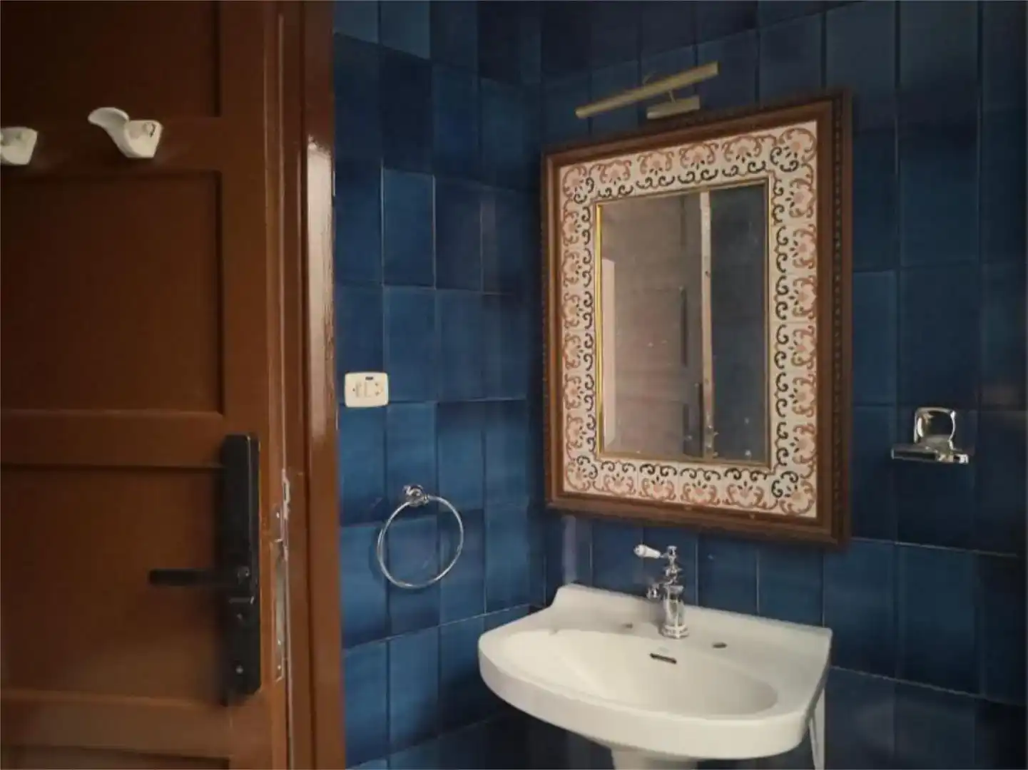 Badezimmer von Wohnungen zur Miete in  Granada Capital mit Klimaanlage und Balkon