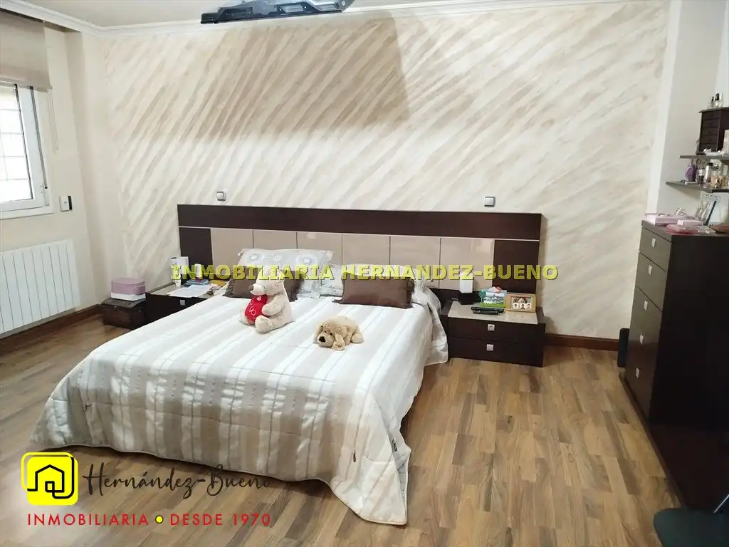 Habitación de Casa o chalet en venta en Calvarrasa de Abajo con Calefacción, Jardín privado y Terraza