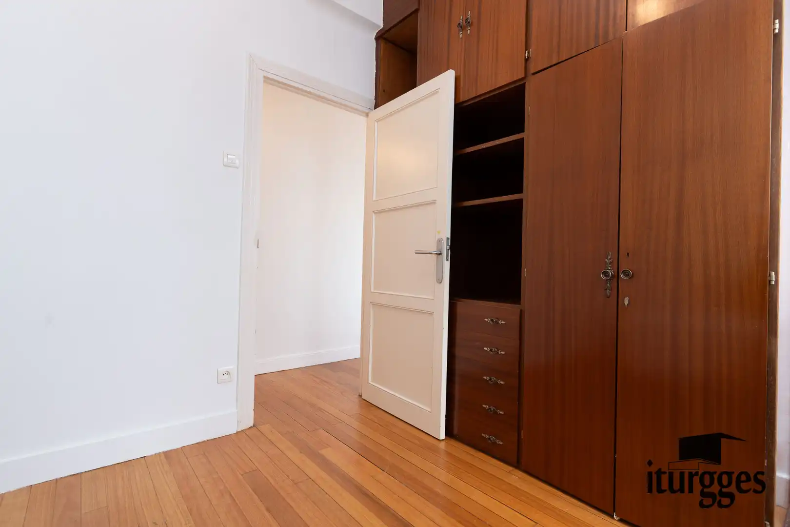 Habitación de Piso en venta en Gernika-Lumo con Calefacción y Internet