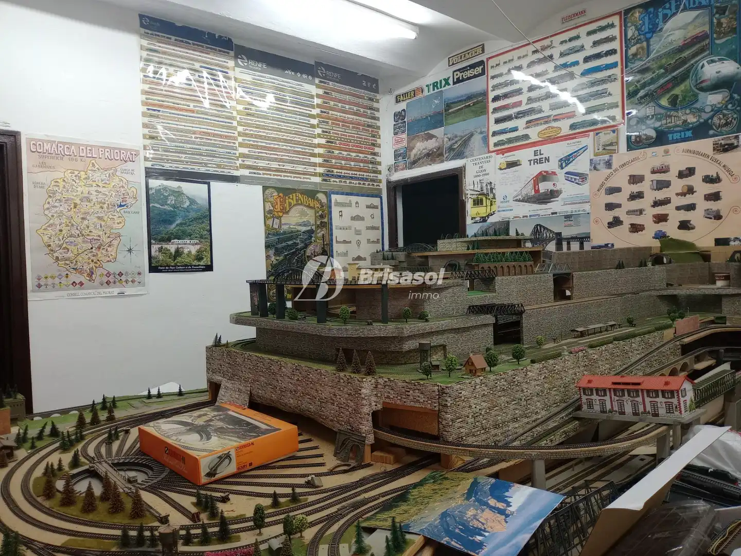 Casa o xalet en venda en Montbrió del Camp amb Jardí privat, Traster i Balcó