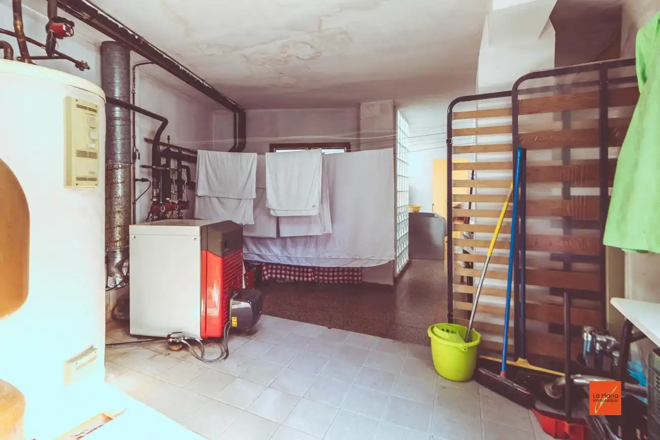 Edificio en venta en Santa Bàrbara