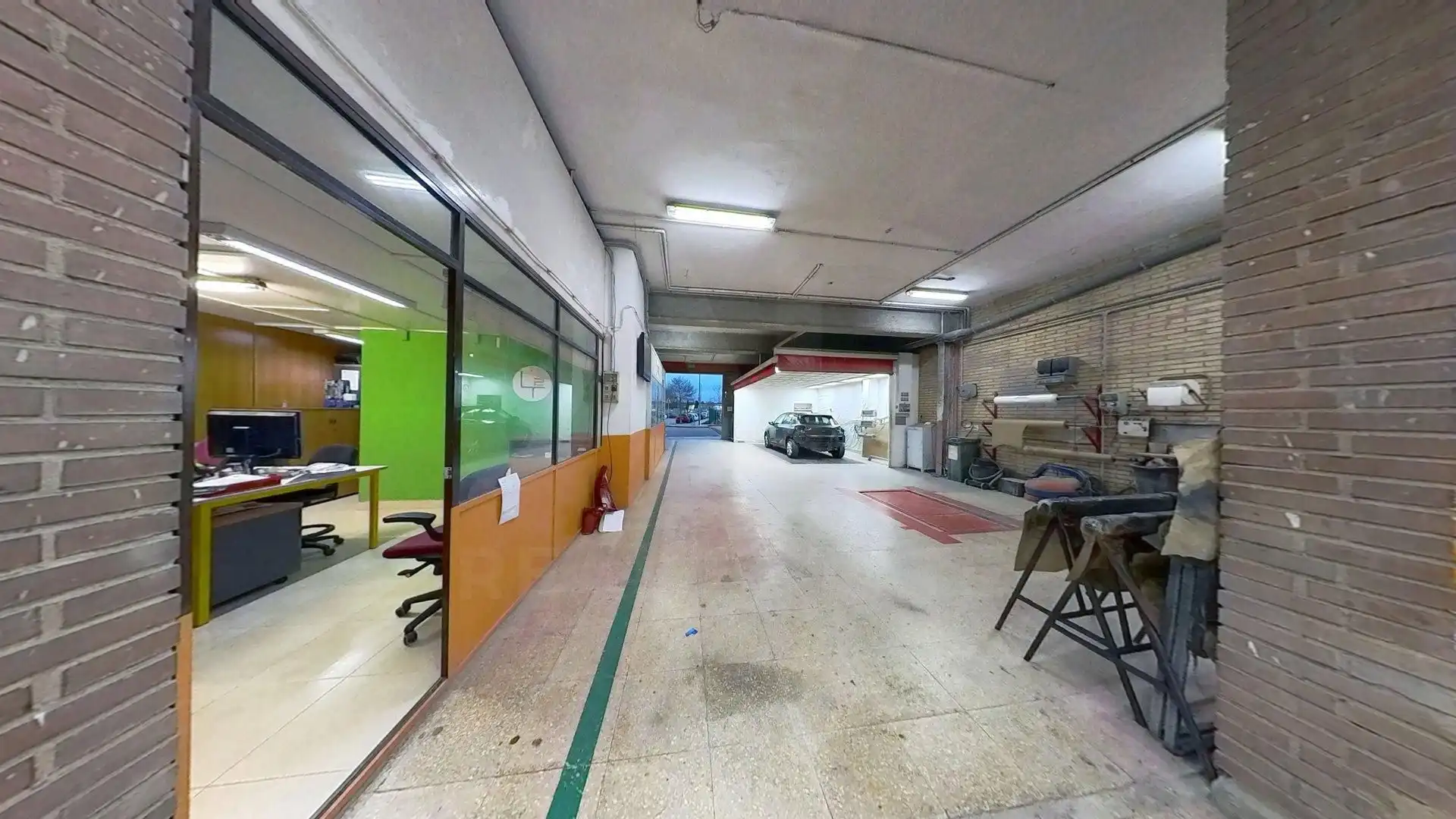 Local comercial en alquiler en Avenida Avinguda de Sant Jordi 18 18, imagen 24