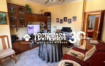 Flat for sale in Linares  with Air Conditioner and Balcony