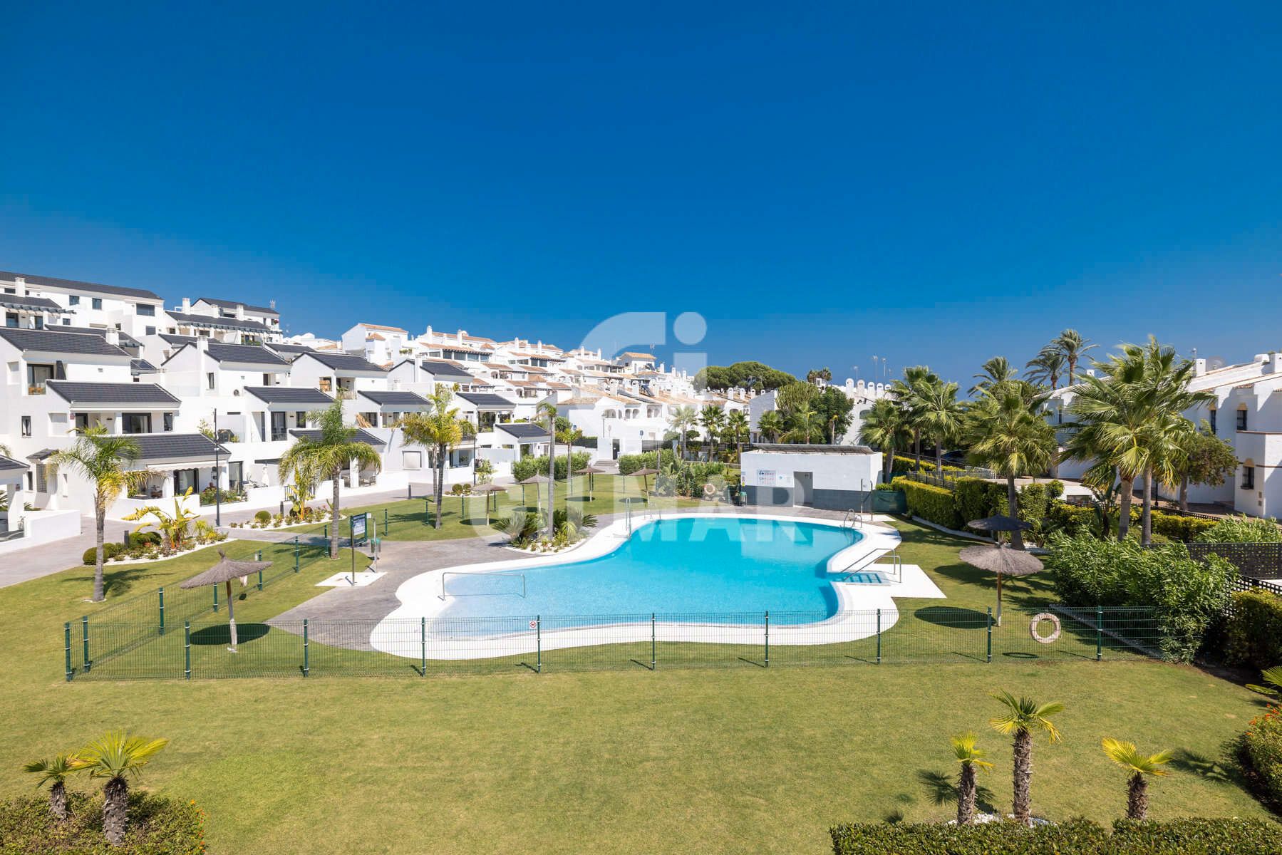 Jardí de Àtic en venda en Estepona amb Aire condicionat, Terrassa i Traster