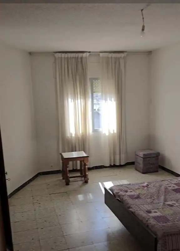 Habitación de Piso en venta en Navaluenga con Calefacción, Terraza y Balcón