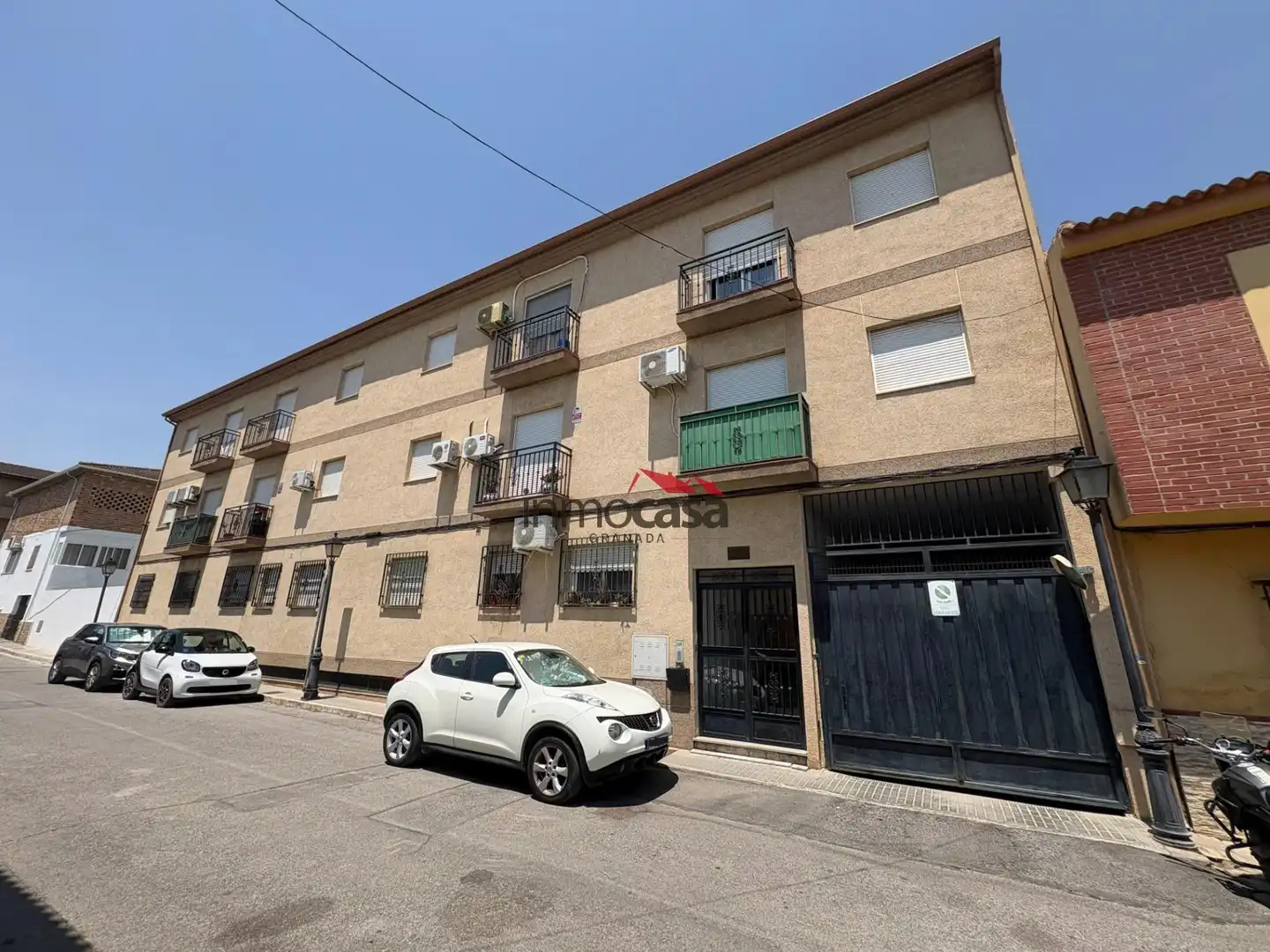 Vista exterior de Pis en venda en Las Gabias amb Moblat i Balcó
