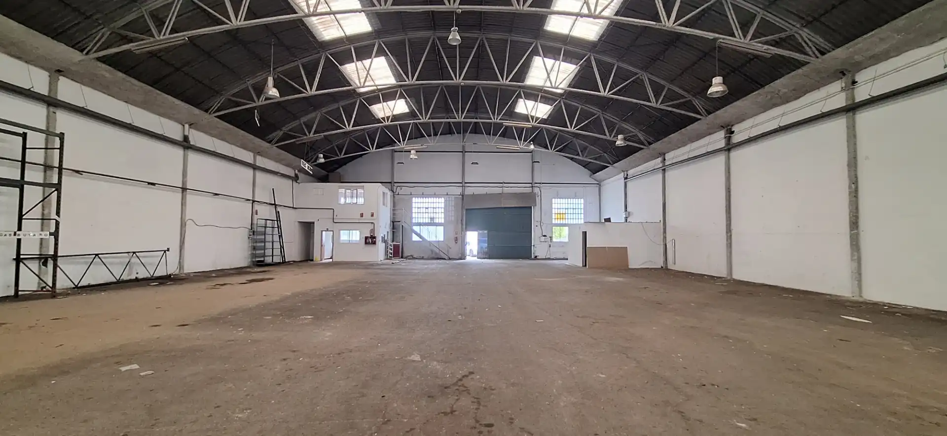 Industrial building to rent in Avinguda Comarques del País Valencià 21, imagen 3