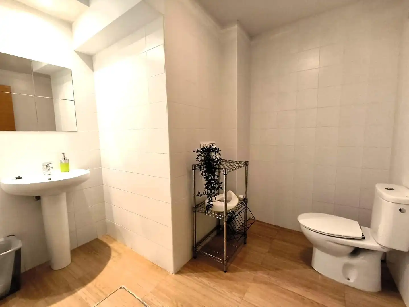Local comercial en venta en Castilla - Hermida, imagen 8