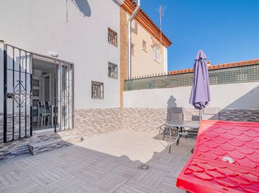 Adosado en venta en Híjar
