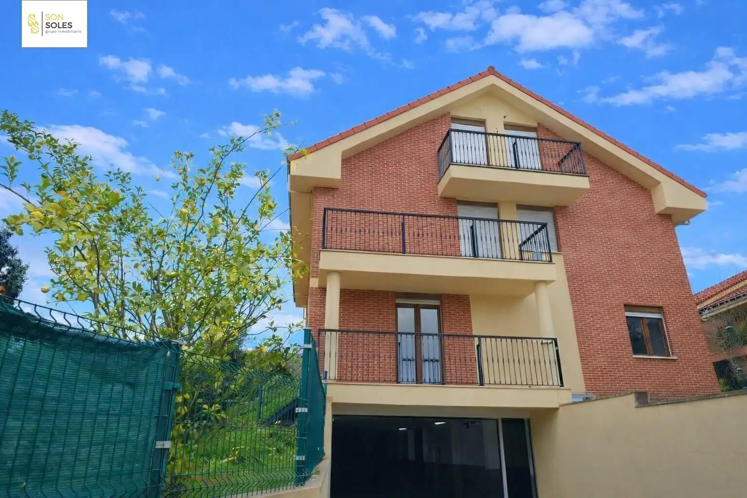 Exterior view of Duplexes for sale in Reocín  with Heating, Parquet flooring and Terrace