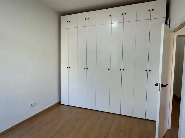 Habitación de Piso en venta en Castellón de la Plana / Castelló de la Plana con Parquet y Horno