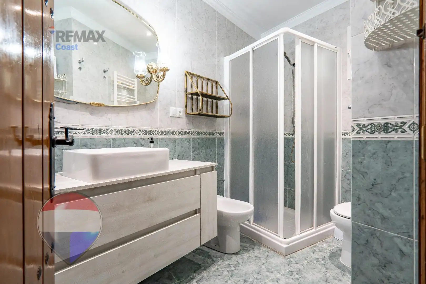 Bathroom of Houses for sale in Cuevas Bajas  with Heating, Private garden and Swimming Pool