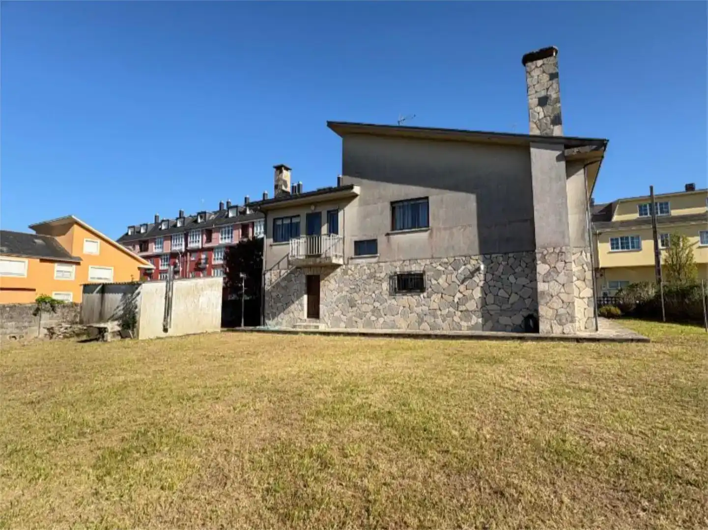Vista exterior de Piso en venta en Ribadeo con Jardín privado, Parquet y Trastero