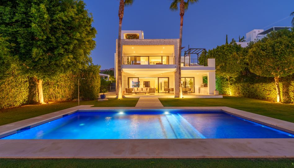 Foto 1 de Piso en venta en El Rosario - Ricmar, Málaga
