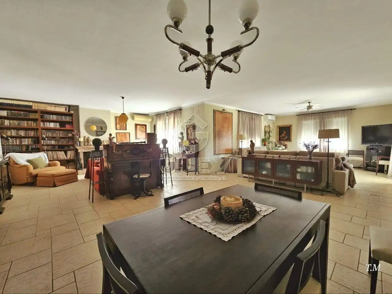 Casa rústica amb jardí en venda a Sierra de Fuentes