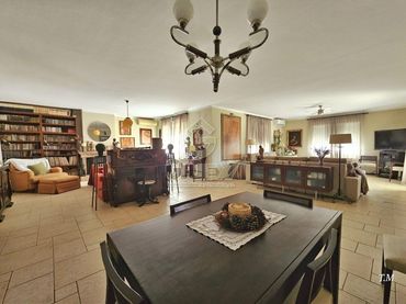 Country house with garden for sale in Sierra de Fuentes