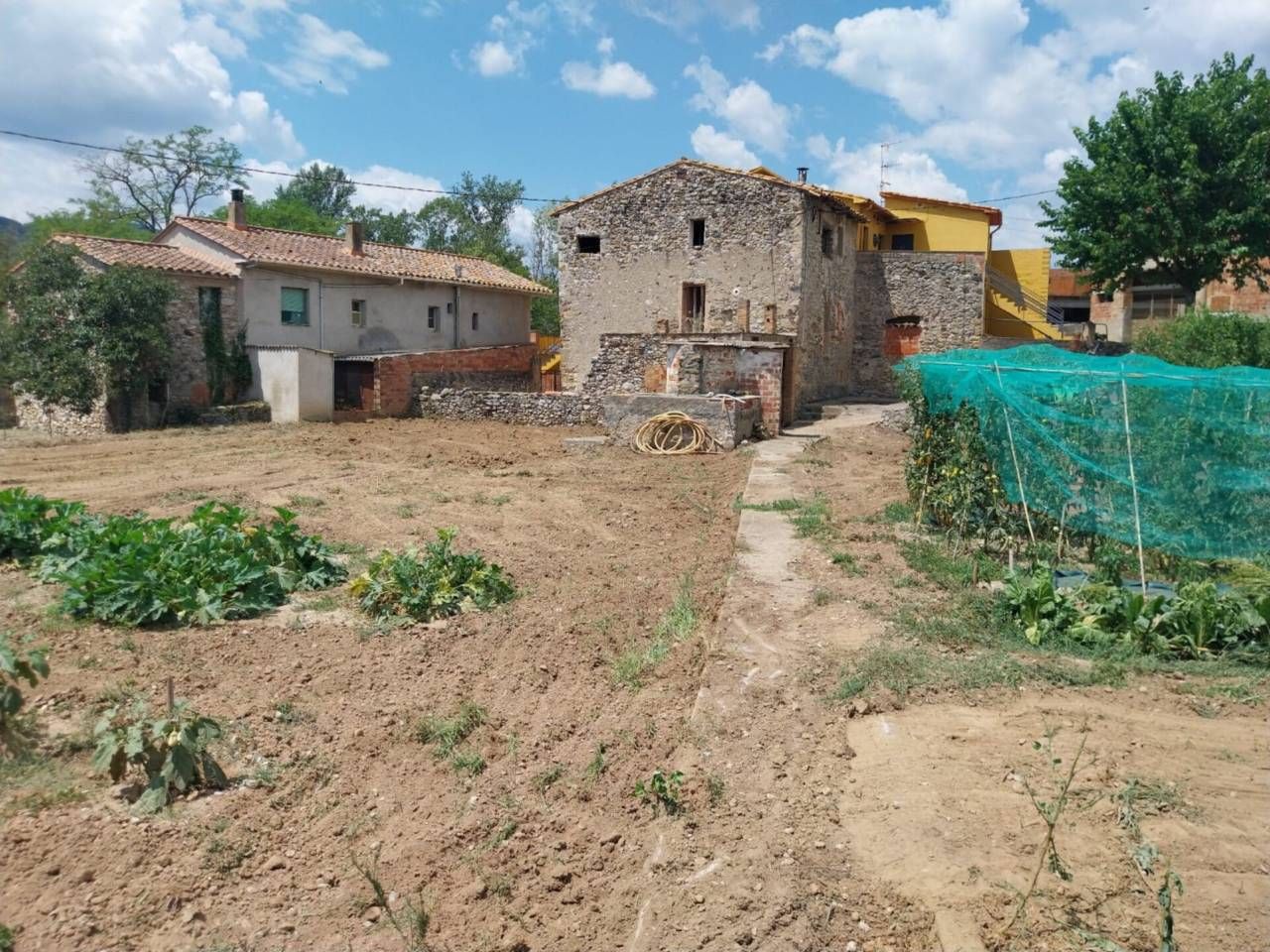 Finca rústica en venda en Argelaguer amb Jardí privat