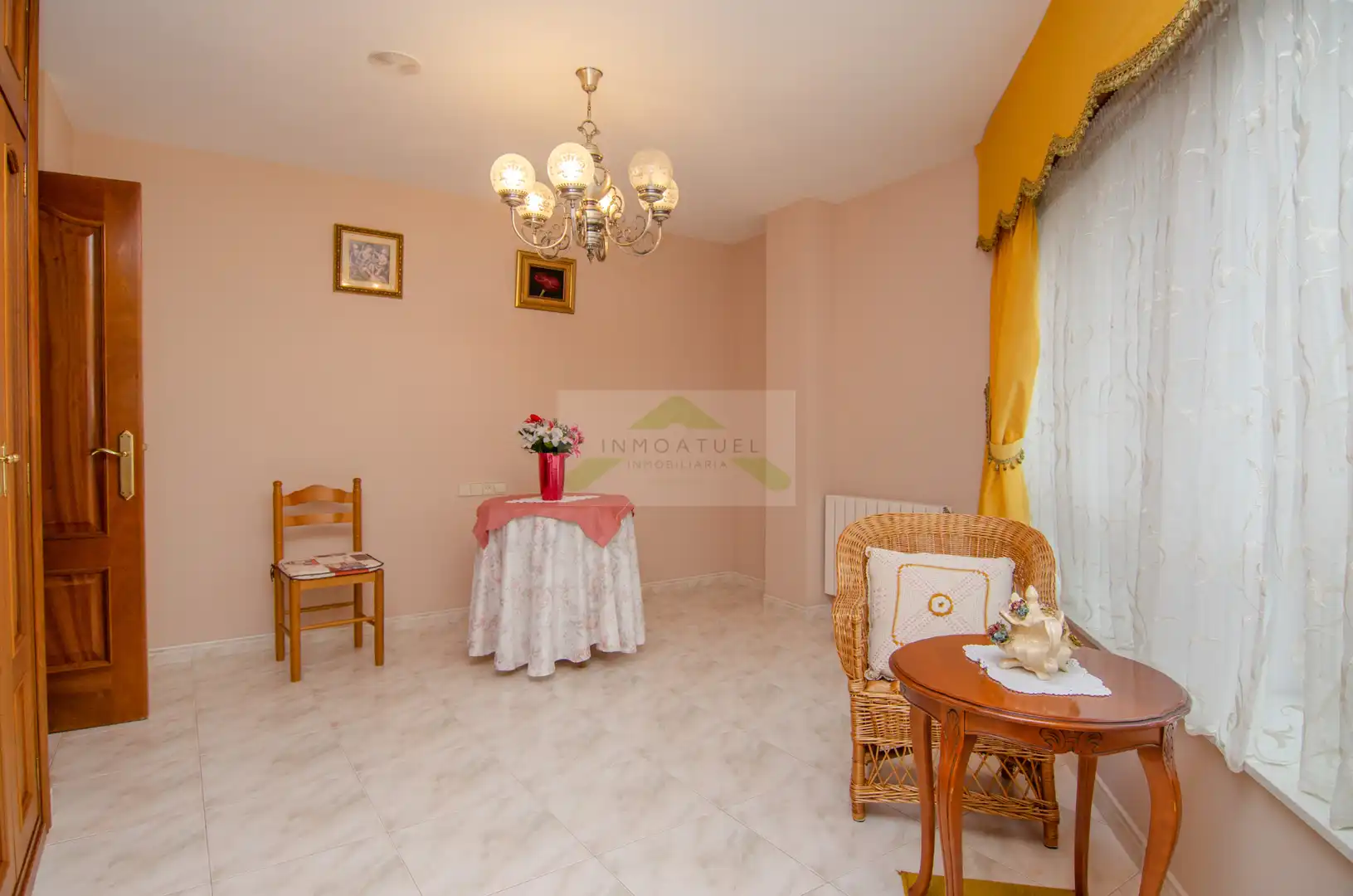 Habitación de Piso en venta en A Coruña Capital  con Calefacción, Parquet y Trastero