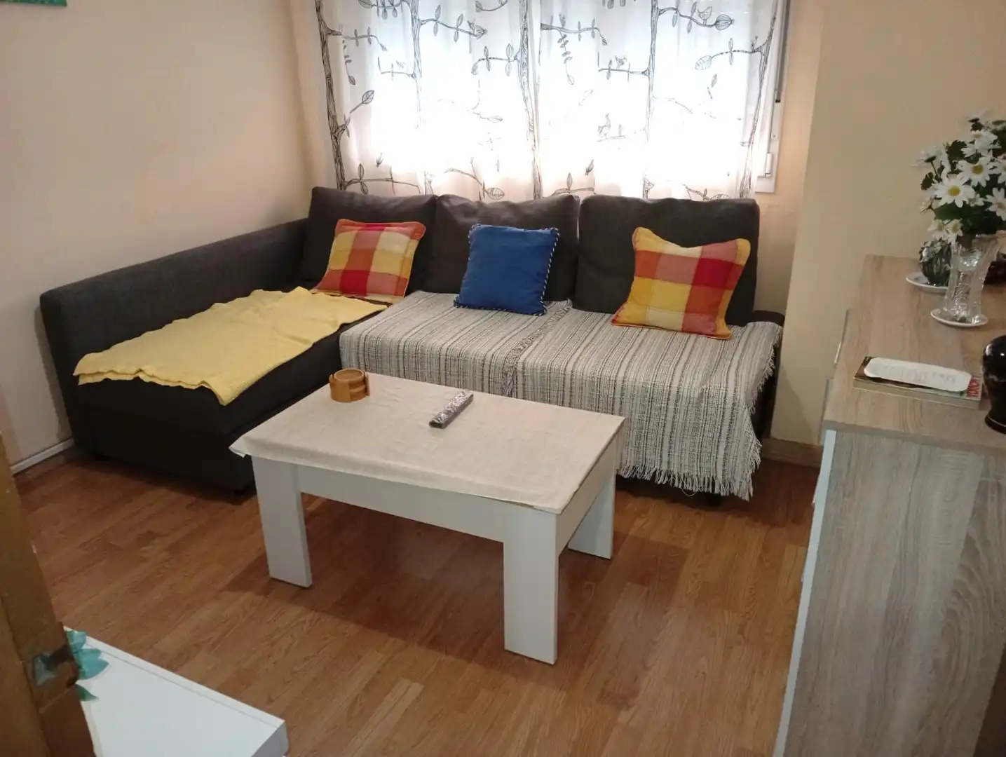 Sala de estar de Piso en venta en Gijón  con Calefacción, Parquet y Terraza