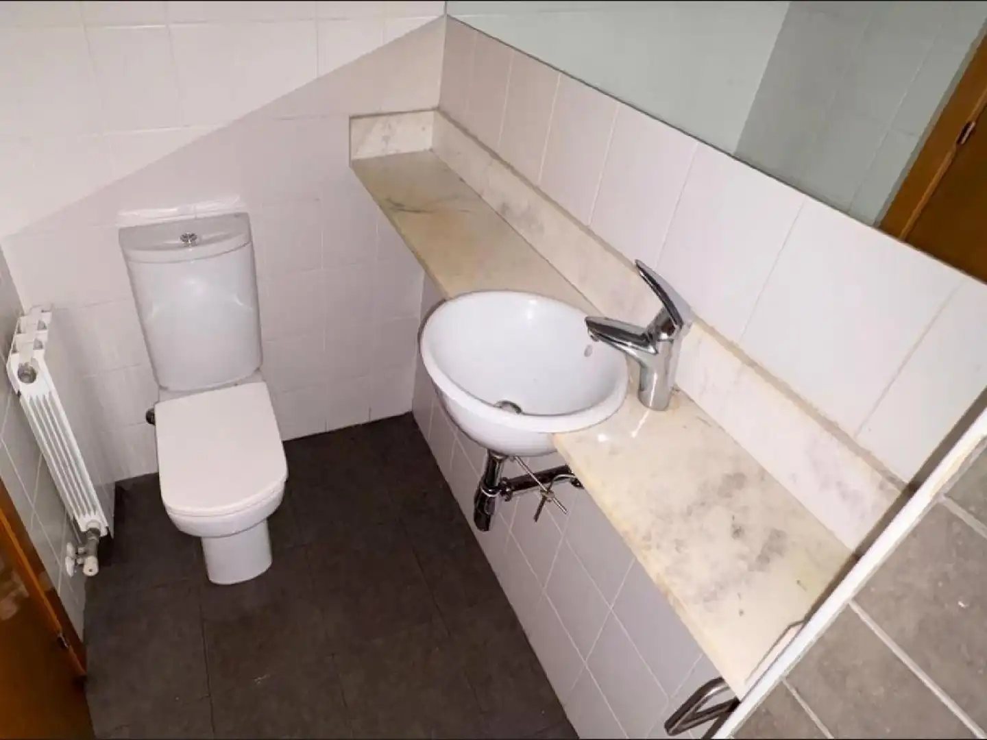 Bany de Pis en venda en Vilafant amb Terrassa i Traster