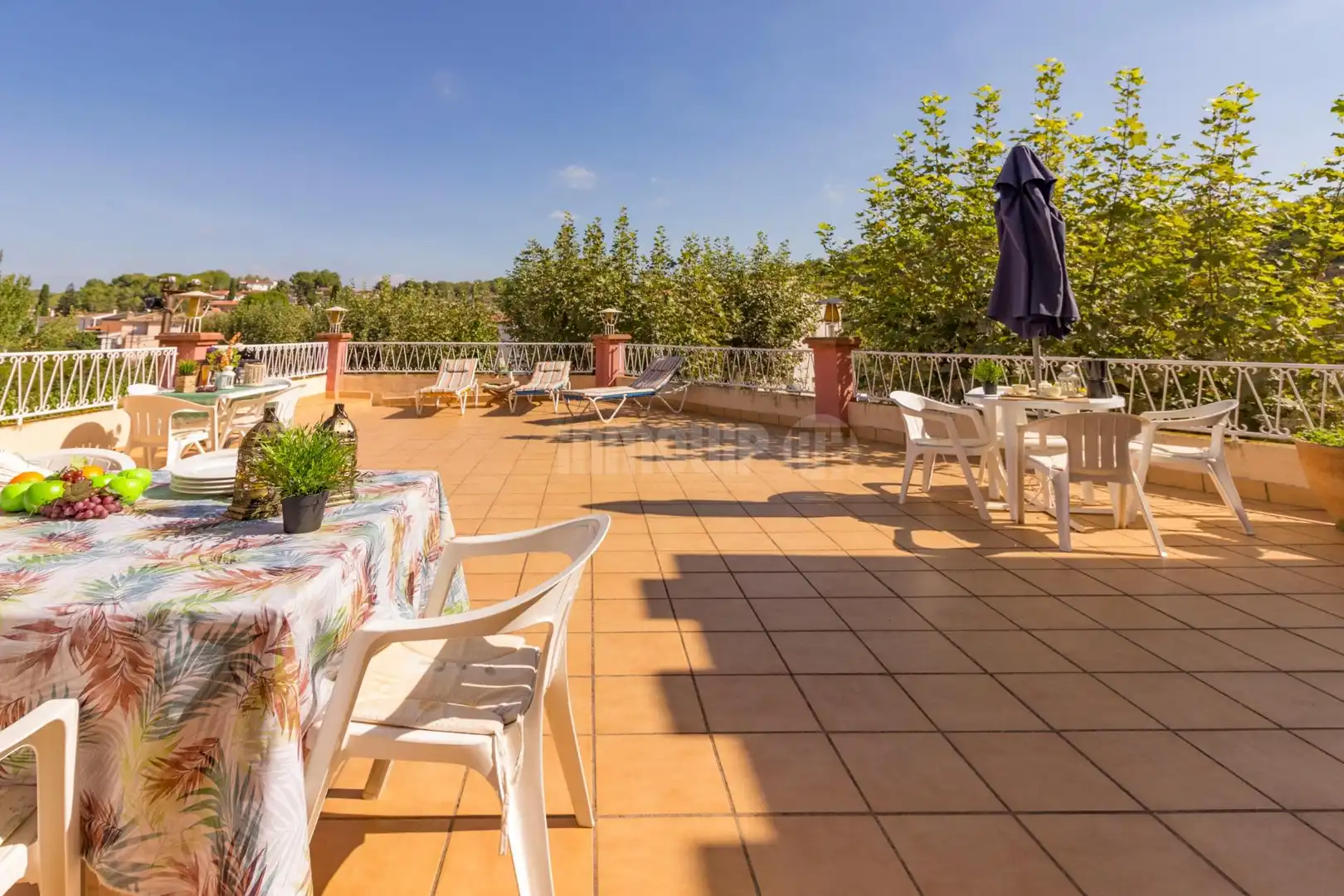 Terrassa de Casa o xalet en venda en Salomó amb Terrassa, Traster i Alarma