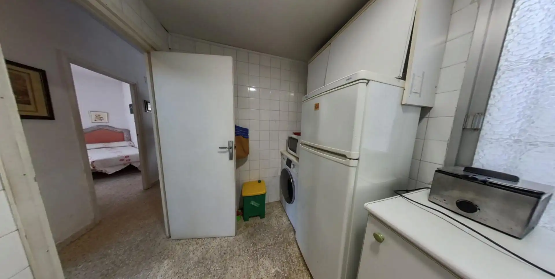 Cuina de Pis en venda en Motril amb Calefacció, Moblat i Balcó