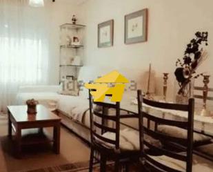 Dormitori de Casa o xalet en venda en Pedro Abad amb Aire condicionat i Jardí privat