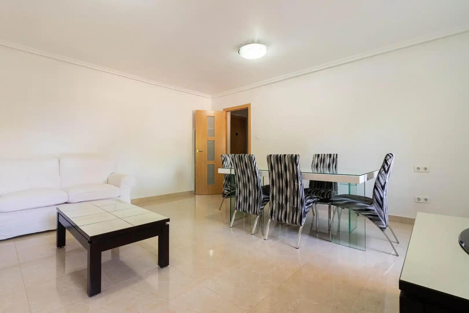 Room in Calle BARONIA DE POLOP, Virgen del Remedio - Parque Lo Morant
