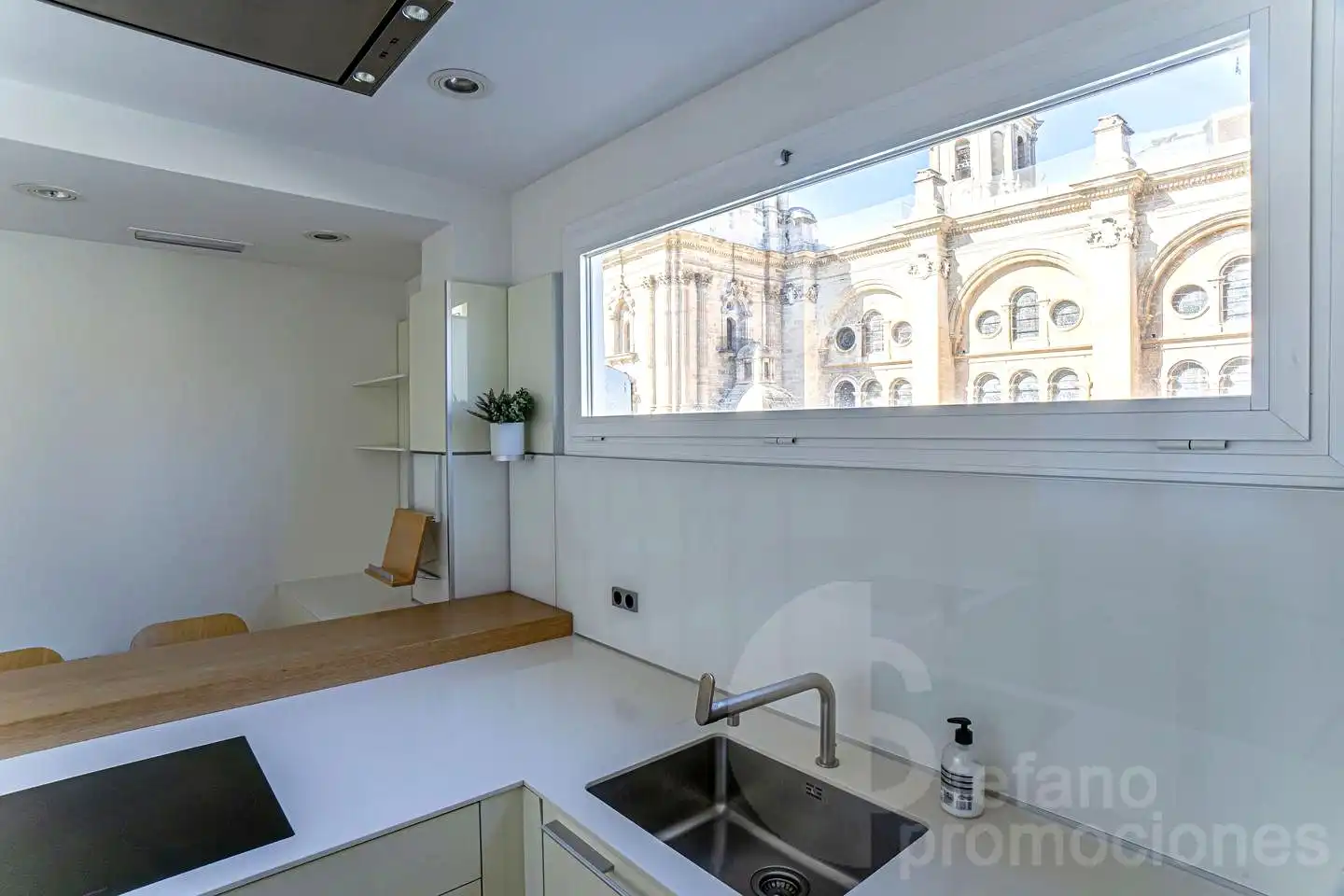 Cocina de Ático de alquiler en Málaga con Aire acondicionado, Calefacción y Parquet