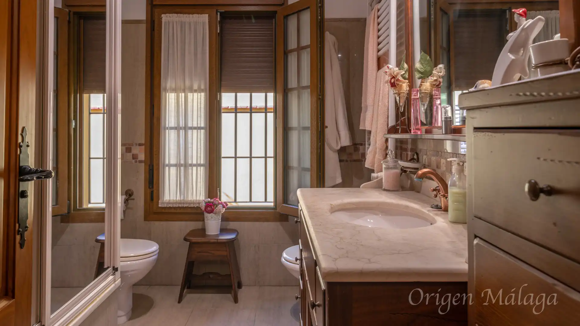 Baño de Casa o chalet en venta en Alhaurín de la Torre con Aire acondicionado, Calefacción y Jardín privado