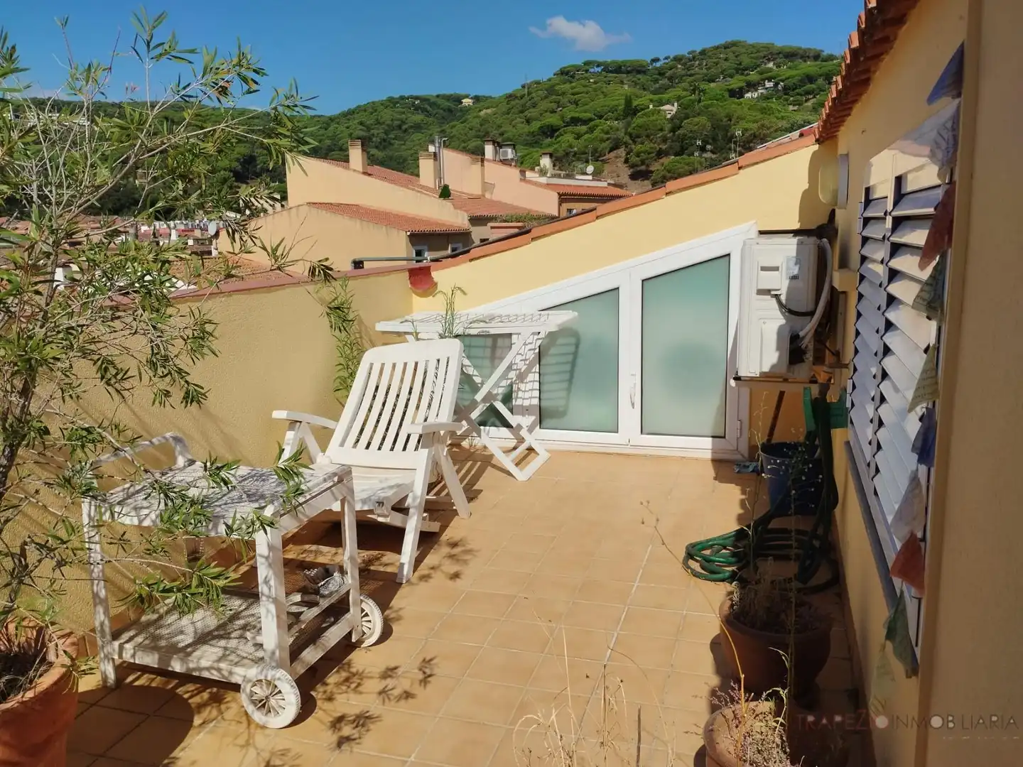 Duplex avec ascenseur à vendre à Centre